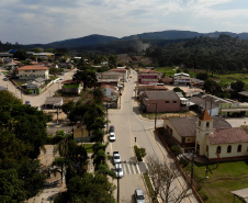 Recuperação de trecho urbano da PR-092 movimenta economia em Doutor Ulysses