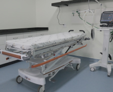  O Hospital Municipal Germano Lauck, de Foz do Iguaçu, recebeu 20 respiradores e 20 monitores para ampliar a ala do Pronto Socorro Respiratório, que vai abrir na próxima semana. Foto:Agência Municipal de Notícias Foz do Iguaçu