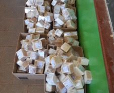 Alunos indígenas produzem o próprio sabão para prevenir Covid-19. Foto:SEED