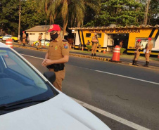 Ação integrada na divisa do PR com SP prendeu quase mil pessoas. FOTO:SESP