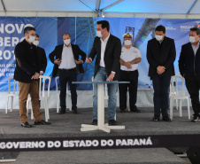 O governador Carlos Massa Ratinho Júnior inaugura nesta terça-feira (22),  o novo berço 201, no Porto de Paranaguá. Com investimentos de R$ 201,7 milhões, a ampliação do cais vai aumentar em 140% a capacidade atual de movimentação e autoriza a contratação do projeto para obras de derrocamento submarino do maciço rochoso conhecido como Palanganas. A remoção permitirá o aprofundamento do canal de acesso ao porto em até 14,60 metros. Paranagua, 22/09/2020 - Foto: Geraldo Bubniak/AEN