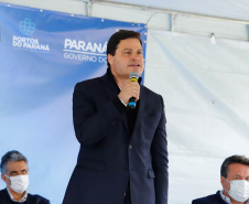 O governador Carlos Massa Ratinho Junior inaugurou nesta terça-feira (21) a obra de ampliação do cais do Porto de Paranaguá, no Litoral do Estado. O berço 201 foi modernizado e o cais de atracação foi prolongado em 100 metros. Os investimentos da empresa pública Portos do Paraná somam R$ 201,7 milhões e vão aumentar em 140% a capacidade atual de movimentação de cargas.