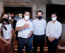 Após uma longa paralisação de cerca de seis anos, o Governo do Paraná  vai retomar a obra do Centro Estadual de Educação Profissional de Ibiporã  (CEEP-Ibiporã), na Região Norte.
A recuperação da construção atende a uma determinação do governador Carlos Massa Ratinho Junior, que visitou o local nesta quinta-feira (24) e assinou a ordem de serviço que permite a retomada imediata da obra. 