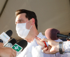 Após uma longa paralisação de cerca de seis anos, o Governo do Paraná  vai retomar a obra do Centro Estadual de Educação Profissional de Ibiporã  (CEEP-Ibiporã), na Região Norte.
A recuperação da construção atende a uma determinação do governador Carlos Massa Ratinho Junior, que visitou o local nesta quinta-feira (24) e assinou a ordem de serviço que permite a retomada imediata da obra. 