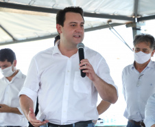 O governador Carlos Massa Ratinho Junior inaugurou nesta quinta-feira (1º) a pavimentação asfáltica da Estrada São Manoel, em São Jorge do Patrocínio, na região Noroeste, e anunciou novos investimentos para o município em pavimentações urbanas e de estradas rurais, veículos e iluminação pública.  Foto: Jose Fernando Ogura/AEN