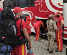 Bombeiros renovam equipes que estão no combate ao incêndio florestal no Mato Grosso do Sul. Foto: SESP