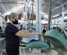 Com 43 anos de história, a Raffer omeçou como uma pequena alfaiataria e foi crescendo. Hoje, a empresa tem área de 15 mil metros quadrados e emprega 300 pessoas e produz 150 mil peças por mês.