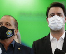 Curitiba-09-10-2020 - O governador Carlos Massa Ratinho Junior e o ministro da Cidadania, Onyx Lorenzoni, anunciam nesta sexta-feira mais um milhão e 800 mil reais para o Programa de Aquisição de Alimentos. A ação beneficia milhares de agricultores familiares locais e pessoas que se encontram em situação de vulnerabilidade social. Dos 399 municípios do Estado, 118 executam o PAA - Foto : Jonathan Campos / AEN