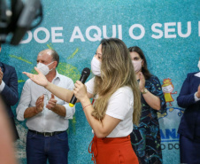 A campanha Paraná Piá terminou nesta quinta-feira (15) com uma entrega simbólica de 250 brinquedos para crianças internadas no Hospital da Providência em Apucarana, no Vale do Ivaí. A iniciativa, liderada pela primeira-dama Luciana Saito Massa, e pela Superintendência Geral de Ação Solidária (SGAS), do Governo do Estado, arrecadou mais de 15 mil brinquedos novos ou usados para celebrar o Dia das Crianças. Foto: Valdelino Pontes