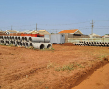 Técnicos da Cohapar realizaram nesta semana as primeiras visitas técnicas aos canteiros de obras de dois novos conjuntos habitacionais na região de Maringá. A etapa inicial do trabalho de fiscalização aconteceu em Marumbi, onde estão sendo construídas 50 casas populares, e em Flórida, que recebe outras 32 unidades. Foto: Cohapar