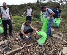 O projeto Um Dia no Parque começou neste domingo (18) em seis Unidades de Conservação (UCs) do Paraná, com atividades diferenciadas de conscientização ambiental. A ação é do Instituto Água e Terra (IAT), órgão vinculado à Secretaria de Estado do Desenvolvimento Sustentável e do Turismo, em parceria com a Rede Pró-UC, a Coalizão Pró-Unidades de Conservação e apoio da Águas Ouro Fino. Foto:SEDEST