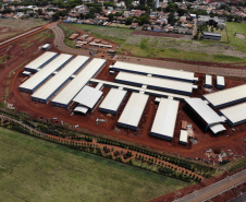 O governador Carlos Massa Ratinho Junior destacou nesta quinta-feira (22) dois importantes projetos que vão impulsionar a área de saúde em Maringá e na região Noroeste. Ele esteve nas obras do Hospital da Criança, uma unidade de 164 leitos que está sendo construído com recursos do Governo do Estado, governo federal e Organização Mundial da Família (OMF).