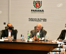 O Governo do Paraná quer atrair mais investimentos produtivos para os municípios, a fim de incrementar a oferta de emprego e renda localmente, segundo afirmou o vice-governador Darci Piana ao participar, nesta quinta-feira (22) do Fórum Invest. O evento foi online e apresentou a prefeitos e secretários municipais, as ações da Invest Paraná, agência estadual responsável pela prospecção de novos negócios e atração de empresas. Foto: Camila Tonett