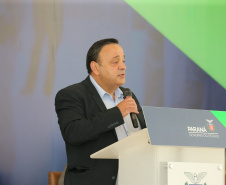 O governador Carlos Massa Ratinho Junior lança nesta segunda-feira (26) o programa de colégios cívico-militares do Estado. No mesmo ato  é assinada a regulamentação da lei que autorizou o projeto e anunciada a lista das cerca de 200 unidades beneficiadas nesse primeiro momento. Na foto, Deputado estadual, Líder do Governo e presidente da Comissão de Educação da Alep, Hussein Bakri .   Curitiba, 26/09/2020. Foto: Geraldo Bubniak/AEN