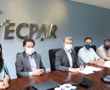 O Instituto de Tecnologia do Paraná assinou nesta segunda-feira (26) a contratação da empresa que irá realizar o projeto executivo do novo Laboratório de Produção de Insumos para Diagnósticos Veterinários do Tecpar