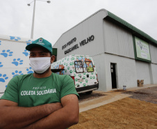 O governador também participou na inauguração do Ecoponto do bairro Cascavel Velho. Essa é uma unidade de triagem e processamento de materiais recicláveis, contemplada em um convênio da prefeitura de Cascavel com a Itaipu Binacional, que pretende descentralizar as atividades de reciclagem e proporcionar melhores condições aos trabalhadores organizados em cooperativas. O investimento foi de R$ 927 mil, sendo 75% custeado pela usina.