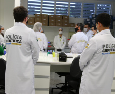 Equipamento amplia a capacidade prática de exames de DNA do Laboratório de Genética Molecular Forense e foi doado pela Secretaria Nacional da Segurança Pública do Ministério da Justiça.
Foto: SESP PR