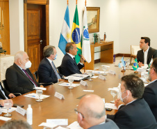 Governador apresenta corredor bioceânico a embaixador da Argentina
Foto: Rodrigo Felix Leal