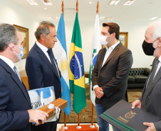 Governador apresenta corredor bioceânico a embaixador da Argentina
Foto: Rodrigo Felix Leal