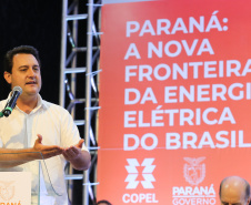 O governador Carlos Massa Ratinho Junior e o presidente da Copel, Daniel Pimentel Slaviero, apresentam nesta quarta-feira (18), em Palotina, no Oeste do Estado, uma chamada pública para a contratação de energia proveniente de autogeradores, na CVale em Palotina.Palotina, 18/11/2020 - Foto: Geraldo Bubniak/AEN