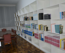 A Escola de Formação e Aperfeiçoamento Penitenciário (Espen) teve sua primeira sede própria inaugurada nesta quinta-feira (19), em Curitiba. O prédio, de três pavimentos, possui 2 mil metros quadrados e está localizado na região central da capital. Além de espaços para formação do servidor, o local abriga também o Museu Penitenciário. Foto: SESP