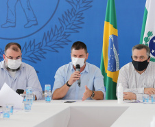 Reuniao do Secretário de Estado da Saude, Beto Preto, Secretário de Estado da Comunicação e da Cultura ,João Evaristo Debiasi com Assomec ? Associação dos Municípios da Região Metropolitana de Curitiba e representantes para alinhamento de açoes no combate do coronavirus.  - Curitiba -  02/13/2020 - Foto: Geraldo Bubniak/AEN