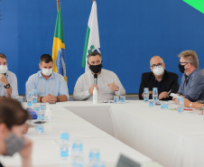 Reuniao do Secretário de Estado da Saude, Beto Preto, Secretário de Estado da Comunicação e da Cultura ,João Evaristo Debiasi com Assomec ? Associação dos Municípios da Região Metropolitana de Curitiba e representantes para alinhamento de açoes no combate do coronavirus.  - Curitiba -  02/13/2020 - Foto: Geraldo Bubniak/AEN
