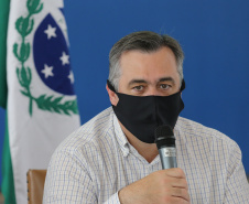 Reuniao do Secretário de Estado da Saude, Beto Preto, Secretário de Estado da Comunicação e da Cultura ,João Evaristo Debiasi com Assomec ? Associação dos Municípios da Região Metropolitana de Curitiba e representantes para alinhamento de açoes no combate do coronavirus.  - Curitiba -  02/13/2020 - Foto: Geraldo Bubniak/AEN