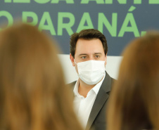 O governador Carlos Massa Ratinho Junior lançou nesta terça-feira (8) o site que dá largada ao cadastramento das empresas interessadas em participar do programa Cartão Futuro Emergencial, criado pelo Governo do Estado para estimular e manter as contratações de jovens aprendizes. 