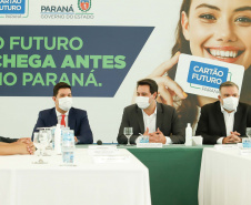 O governador Carlos Massa Ratinho Junior lançou nesta terça-feira (8) o site que dá largada ao cadastramento das empresas interessadas em participar do programa Cartão Futuro Emergencial, criado pelo Governo do Estado para estimular e manter as contratações de jovens aprendizes. 