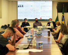 A última reunião ordinária do ano da Comissão Intergestores Bipartite do Paraná (CIB) realizada nesta quarta-feira (9), por meio de videoconferência, definiu pela atenção redobrada em relação à Covid-19 por parte do Estado e municípios no período das festas de final de ano.Foto: Mônica Candéo Iurk