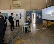 O governador Carlos Massa Ratinho Junior e o Ministro do Desenvolvimento Regional, Rogério Marinho  visitam nesta quinta-feira (1), em Araucaria a  TecVerde empresa da área de Construção Civil que executa edificações em Wood Frame.Araucaria, 10/12/2020 - Foto: Geraldo Bubniak/AEN