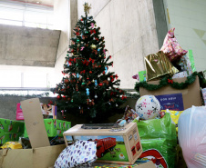 Mais de 1,5 mil brinquedos arrecadados pela Segurança Pública são entregues ao projeto Natal Voluntário. Foto:SESP