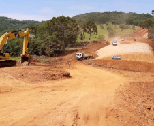 Investimento de R$ 263,5 milhões garante obras rodoviárias em todo o Paraná. Foto:DER