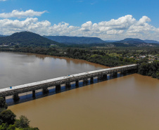 Ponte José Richa, em União da Vitória. Foto Gilson Abreu
