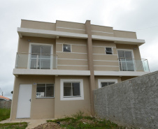  Moradores de Piraquara têm até o dia 24 de janeiro para se inscreverem no cadastro de pretendentes da Cohapar e participarem do processo de seleção de 47 casas populares que estão em fase final de construção na cidade, na região metropolitana de Curitiba. As inscrições são gratuitas e devem ser feitas exclusivamente pelo site cohapar.pr.gov.br/cadastro. (Foto: Guilherme Santos / Cohapar)