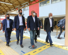 O vice governador Darci Piana recebe neste domingo  (17)  o ministro da Educação, Milton Ribeiro, no Colégio Estadual Pedro Macedo, no bairro Portão em Curitiba  para acompanhar a aplicação prova do Exame Nacional do Ensino Médio (Enem) 2020.  A visita o  contou com a presenca do secretário de Estado da Educação e do Esporte, Renato Feder.     Curitiba, 17/01/2021 -  Foto: Geraldo Bubniak/AEN