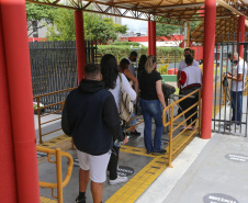 O vice governador Darci Piana recebe neste domingo  (17)  o ministro da Educação, Milton Ribeiro, no Colégio Estadual Pedro Macedo, no bairro Portão em Curitiba  para acompanhar a aplicação prova do Exame Nacional do Ensino Médio (Enem) 2020.  A visita o  contou com a presenca do secretário de Estado da Educação e do Esporte, Renato Feder.     Curitiba, 17/01/2021 -  Foto: Geraldo Bubniak/AEN