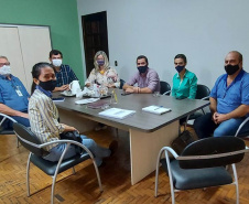 Técnicos da Cohapar realizaram nesta semana uma nova vistoria às obras de construção de 32 casas populares em Flórida, na região Noroeste do estado. Com um investimento de R$ 2 milhões, o empreendimento habitacional chegou a um quarto do seu cronograma de execução. (Foto: Jaime Dallagnol / Cohapar)