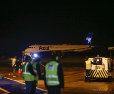 As vacinas Oxford/AstraZeneca, desenvolvidas em parceria com a Fundação Oswaldo Cruz (Fiocruz), devem chegaram no Aeroporto Internacional Afonso Pena, em São José dos Pinhais, na Região Metropolitana de Curitiba. 