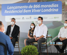 O governador Carlos Massa Ratinho Junior participou nesta segunda-feira (25) do lançamento de 866 novas moradias populares em Londrina, na região Norte. Londrina, 25/01/2021 - Foto: Geraldo Bubniak/AEN