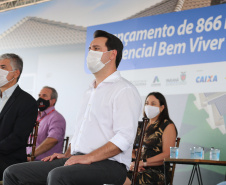 O governador Carlos Massa Ratinho Junior participou nesta segunda-feira (25) do lançamento de 866 novas moradias populares em Londrina, na região Norte. Londrina, 25/01/2021 - Foto: Geraldo Bubniak/AEN