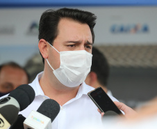 O governador Carlos Massa Ratinho Junior participou nesta segunda-feira (25) do lançamento de 866 novas moradias populares em Londrina, na região Norte. Londrina, 25/01/2021 - Foto: Geraldo Bubniak/AEN