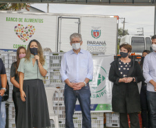 Permissionários atacadistas da Ceasa Curitiba fazem doação 25 toneladas de alimentos para entidades beneficentes de Curitiba e Região Metropolitana, além de famílias atingidas pelas chuvas em Irati, na região Centro-Sul do Estado. - Curitiba, 29/01/2021  - Foto: Gilson Abreu/AEN