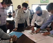 Estado reforça importância do combate à erosão nos municípios do Noroeste. A iniciativa é da Secretaria de Estado do Desenvolvimento Sustentável e do Turismo. Os projetos foram apresentados pelo secretário Márcio Nunes, em visita a dez cidades da região, na última semana.  -  Curitiba, 01/02/2021  -  Foto: Divulgação SEDEST/IAT