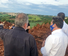 Estado reforça importância do combate à erosão nos municípios do Noroeste. A iniciativa é da Secretaria de Estado do Desenvolvimento Sustentável e do Turismo. Os projetos foram apresentados pelo secretário Márcio Nunes, em visita a dez cidades da região, na última semana.  -  Curitiba, 01/02/2021  -  Foto: Divulgação SEDEST/IAT