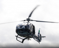 Em 45 dias de atuação no Litoral, na temporada Verão Consciente, o Batalhão de Polícia Militar de Operações Aéreas (BPMOA) realizou mais de 100 missões e o atendimento de 39 vítimas. - Foto: Divulgação BPMOA/SESP
