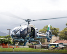 Em 45 dias de atuação no Litoral, na temporada Verão Consciente, o Batalhão de Polícia Militar de Operações Aéreas (BPMOA) realizou mais de 100 missões e o atendimento de 39 vítimas. - Foto: Divulgação BPMOA/SESP