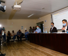 Educação apresenta cronograma da rede estadual para volta às aulas, Secretário Educação Renato Feder, Gláucio Dias e Nestor Werner Junior.Foto Gilson Abreu/AEN