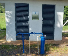 Comunidade da Barra do Quieto comemora água de qualidade  -  foto: Divulgação SANEPAR